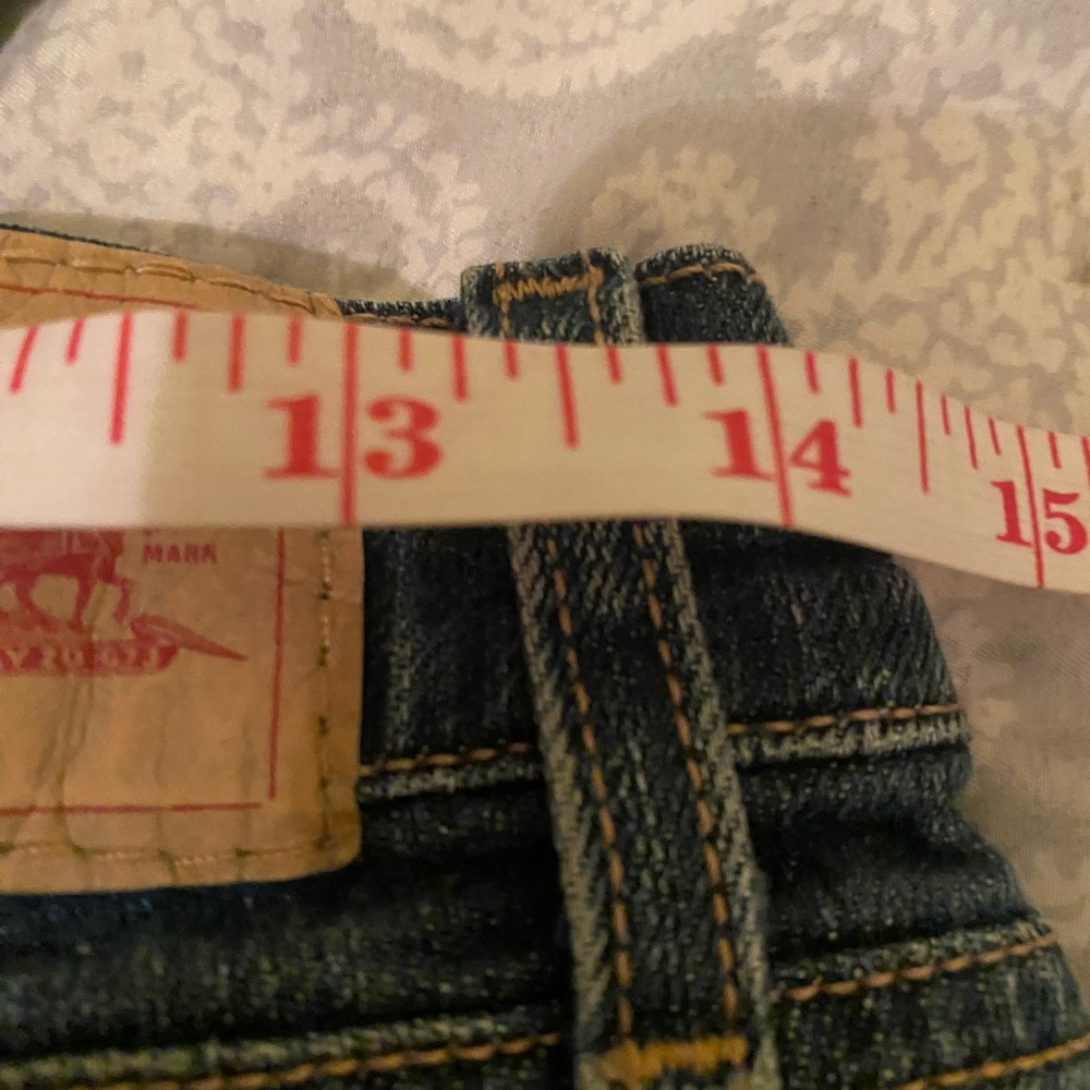 Vintage Levi’s Curvy Cut Jeans - Size 9 M - Medium Wash Bootcut Denim - 28”X30” - Picture 10 of 14